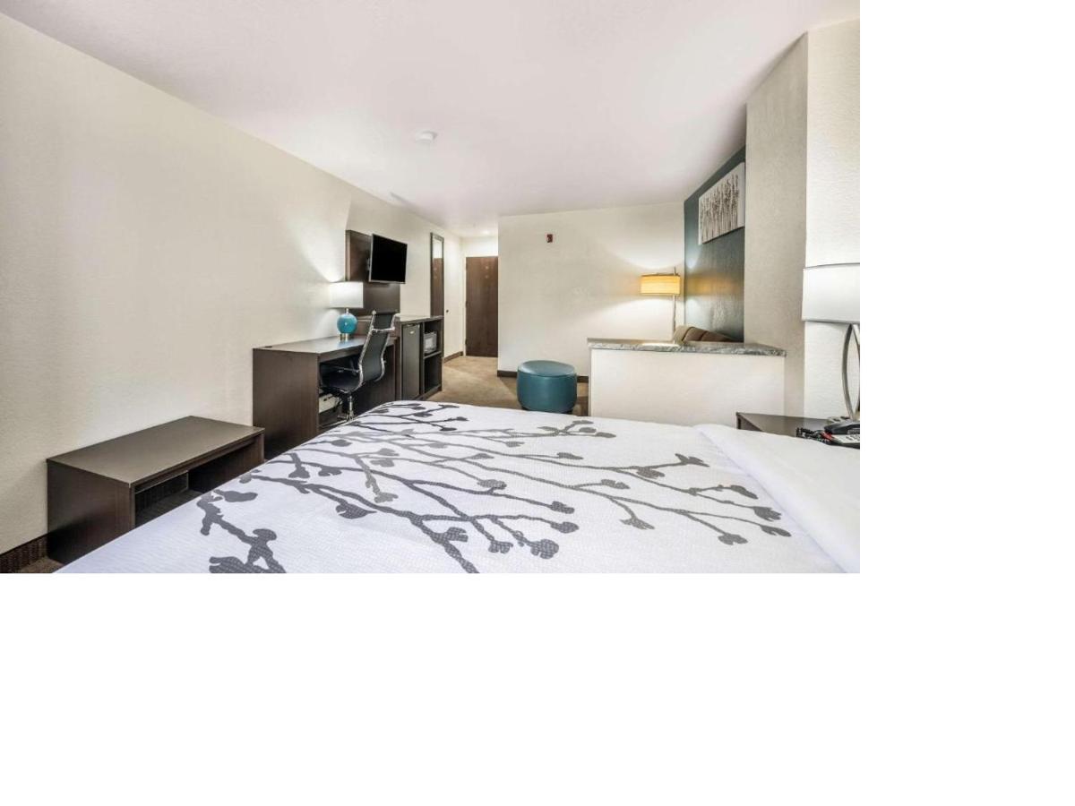 Sleep Inn & Suites Tallahassee-Capitol Екстериор снимка